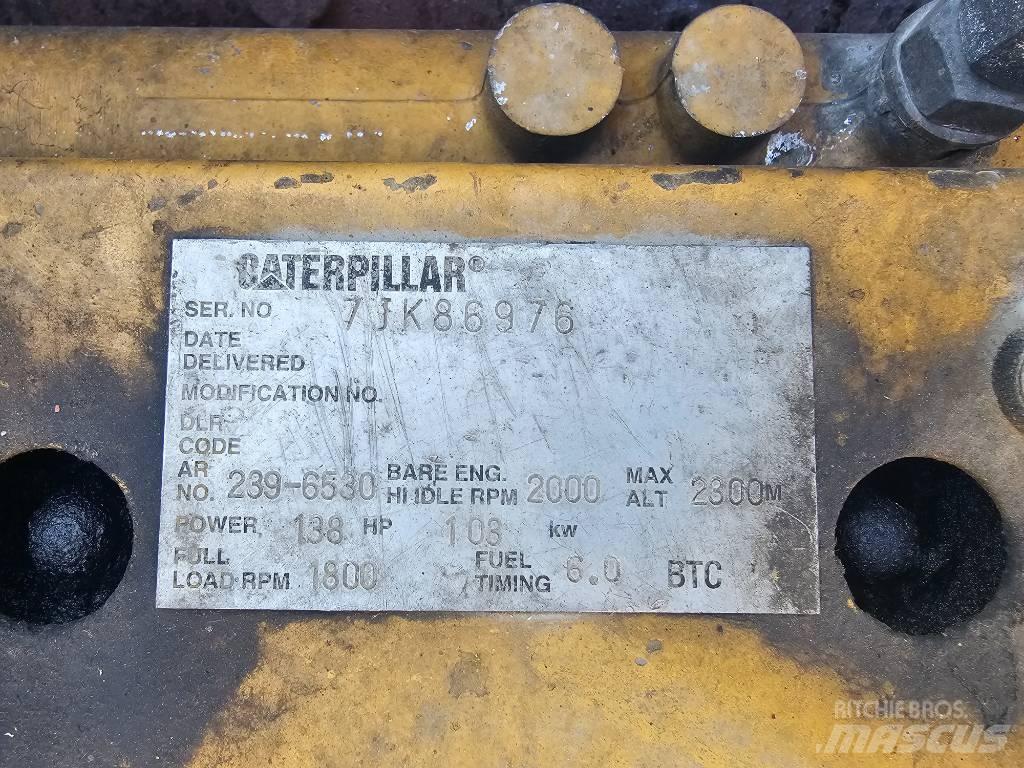 CAT 321C 대형 굴삭기 29톤 이상