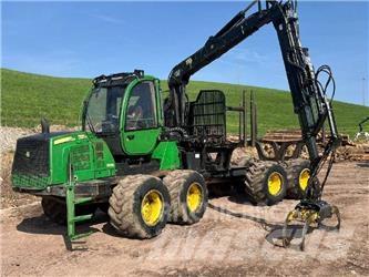 John Deere 1110 E 원목 포워더