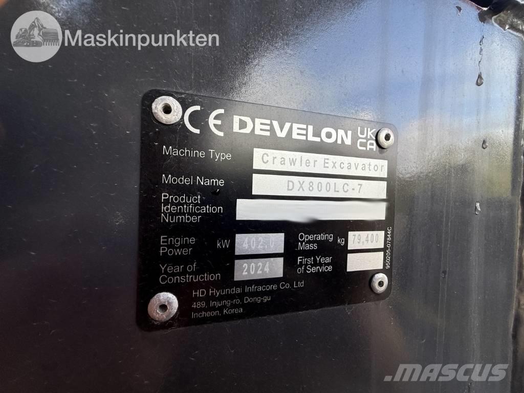 Develon 800 LC 대형 굴삭기 29톤 이상