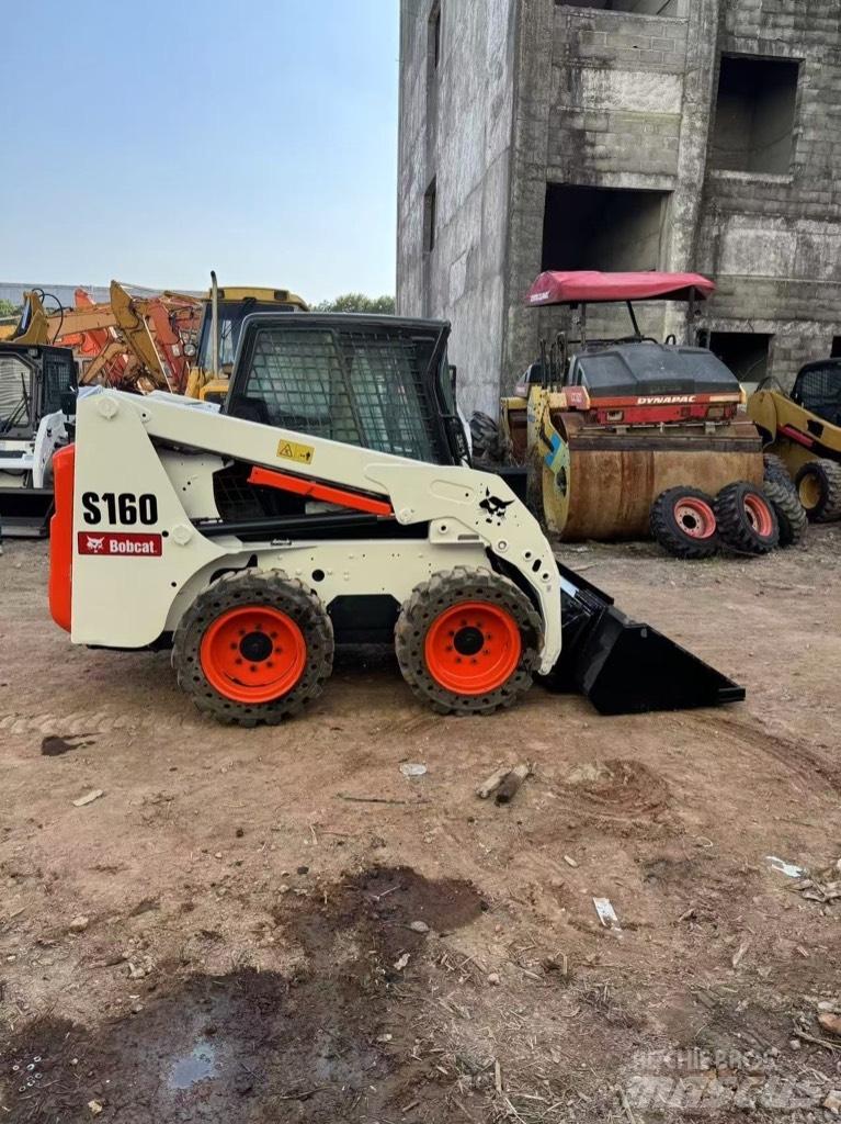 Bobcat S 160  스키드로더