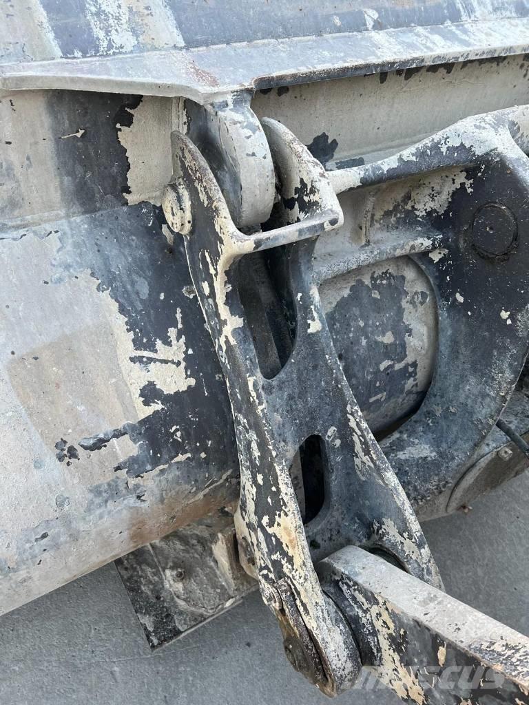 Volvo L120G  휠로우더