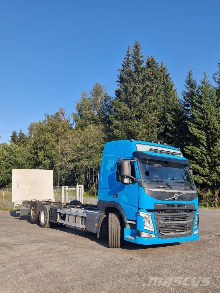 Volvo FM500 6X2*4 새시 운전실 트럭