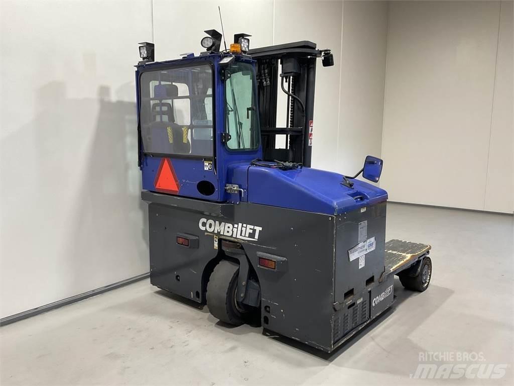 Combilift C4000ET 4방향 리치트럭