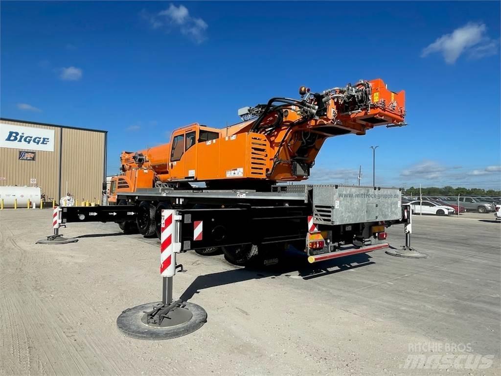 Demag AC 250-5 A/T 크레인