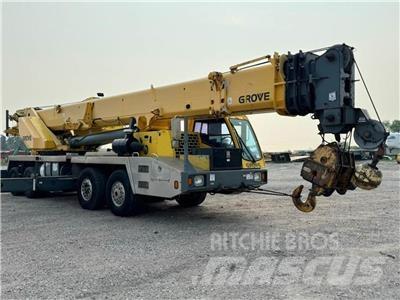 Grove TMS800E 트랙 크레인