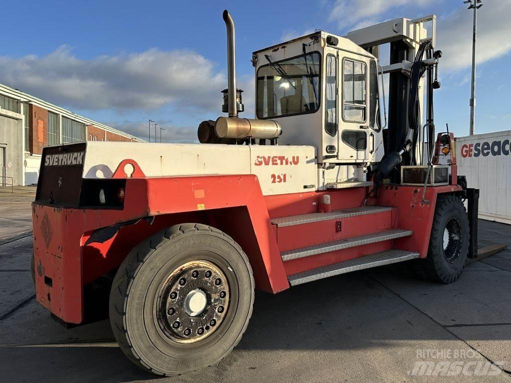 Svetruck 25120-45 디젤 지게차