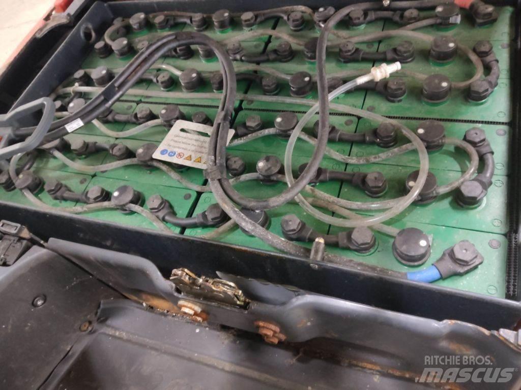 Linde E14 전동 지게차