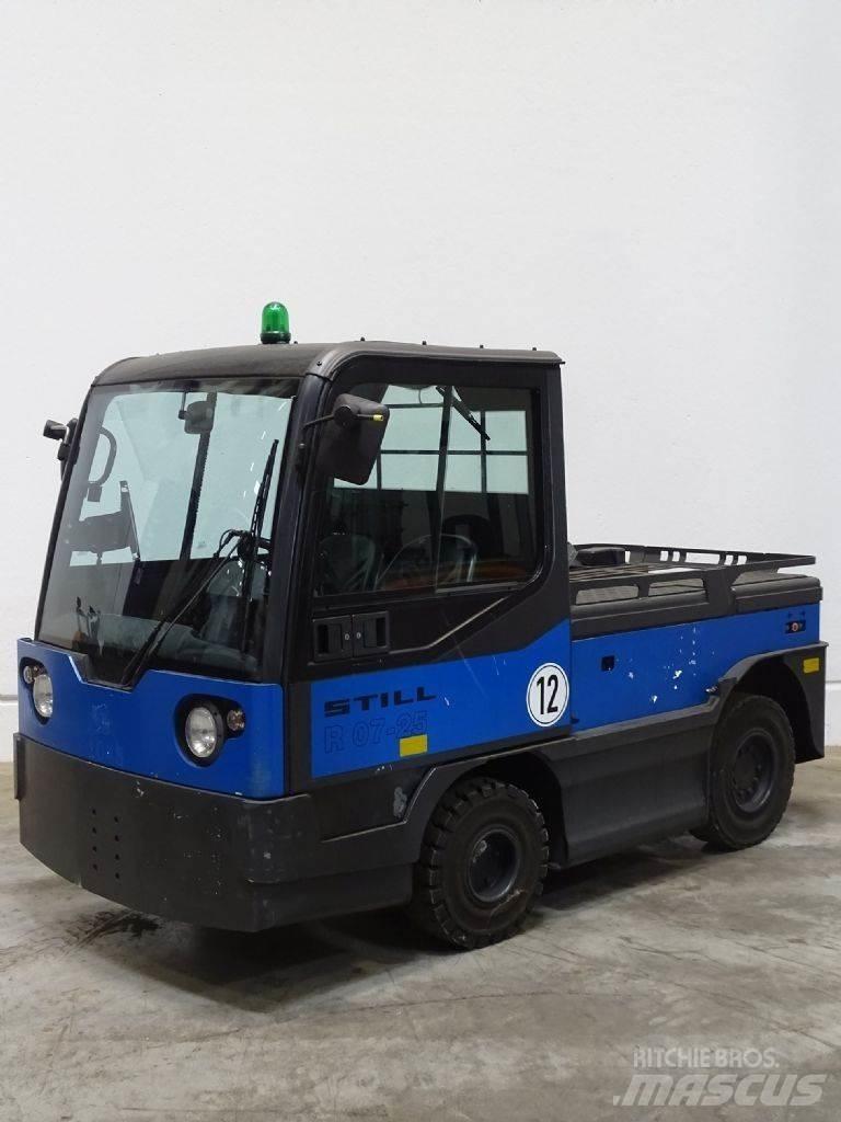 Linde P250 견인 트럭