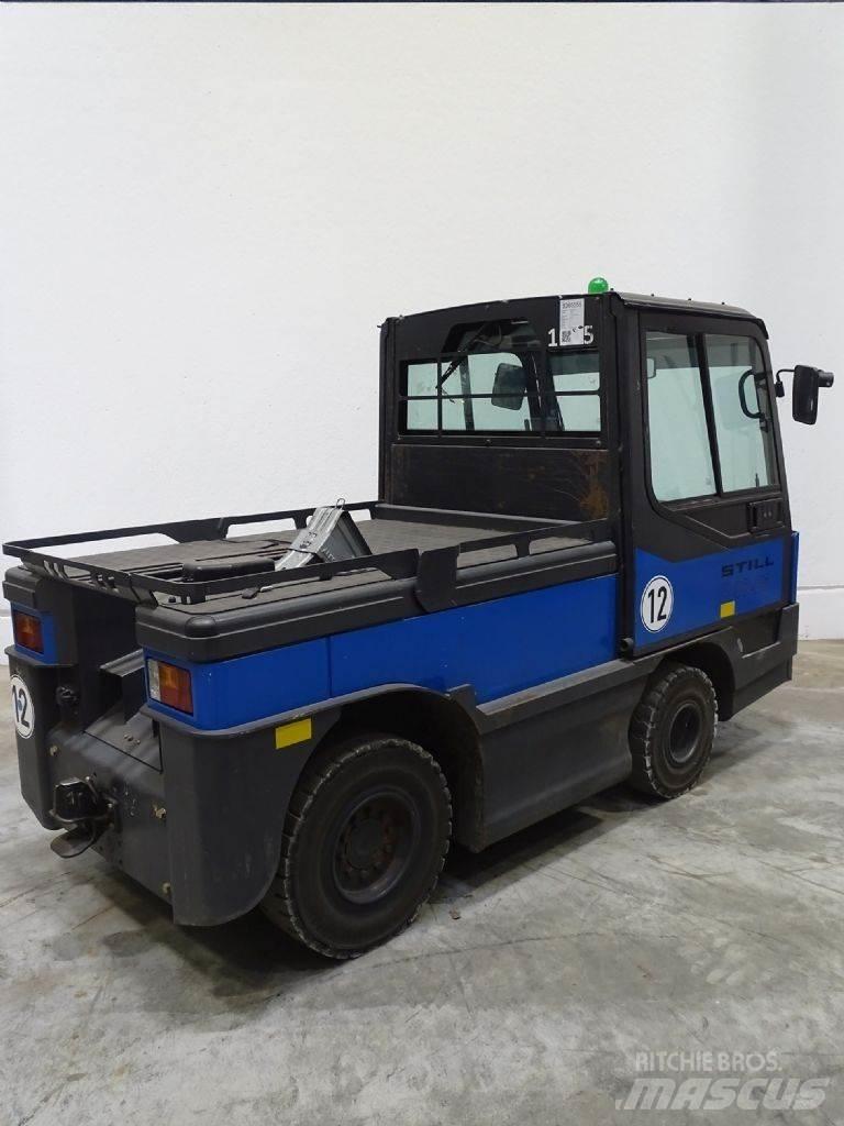 Linde P250 견인 트럭