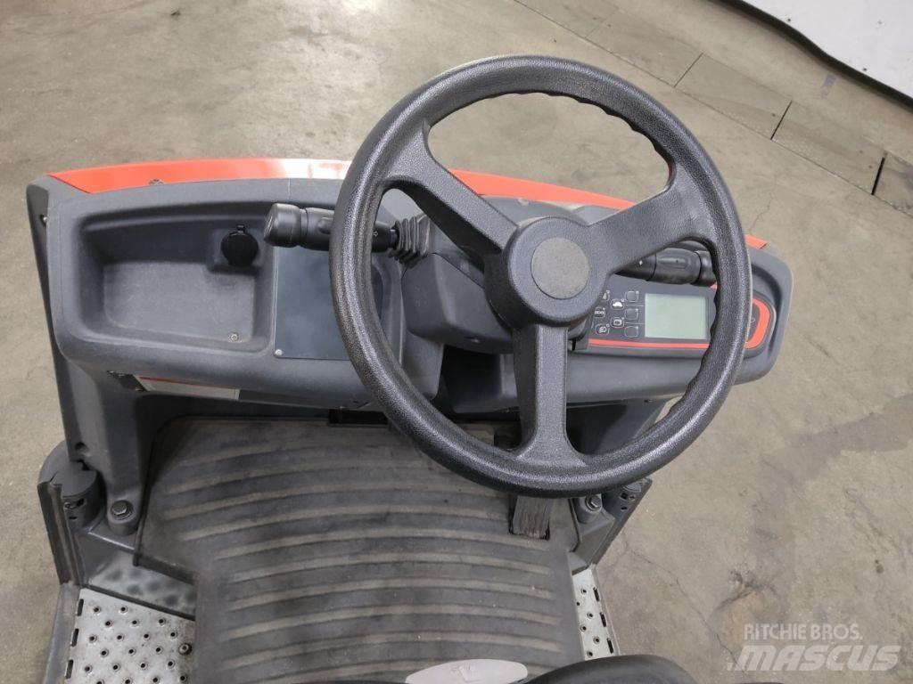 Linde P60 견인 트럭