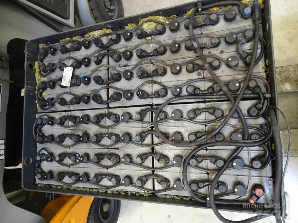 Still RX60-25/600 전동 지게차