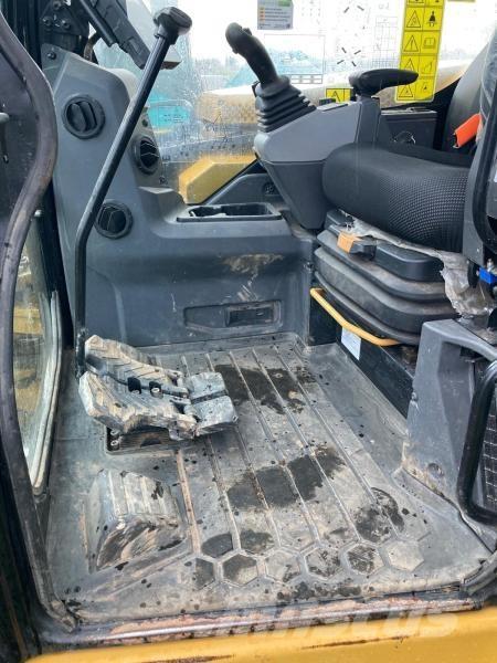 CAT 306 CR 소형 굴삭기 7톤 미만