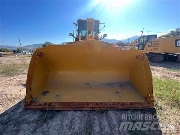 CAT 938M  휠로우더