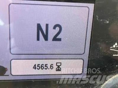JLG 1055 텔러 핸들러