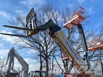 JLG 1055 텔러 핸들러