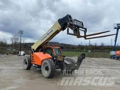 JLG 1055 텔러 핸들러
