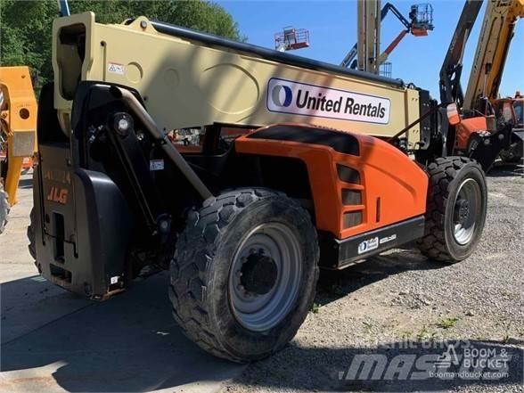 JLG 1055 텔러 핸들러