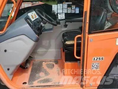 JLG 1255 텔러 핸들러