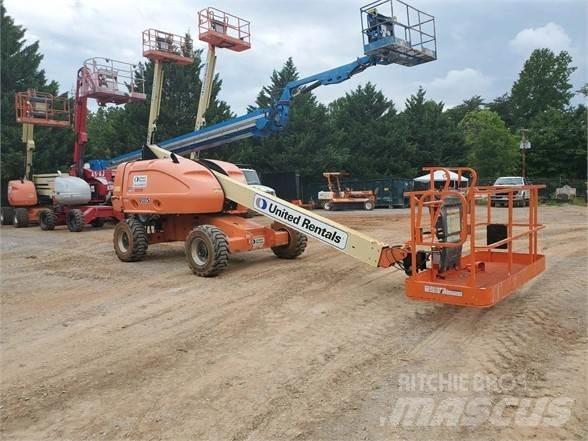 JLG 400S 견인식 전동이동 리프트