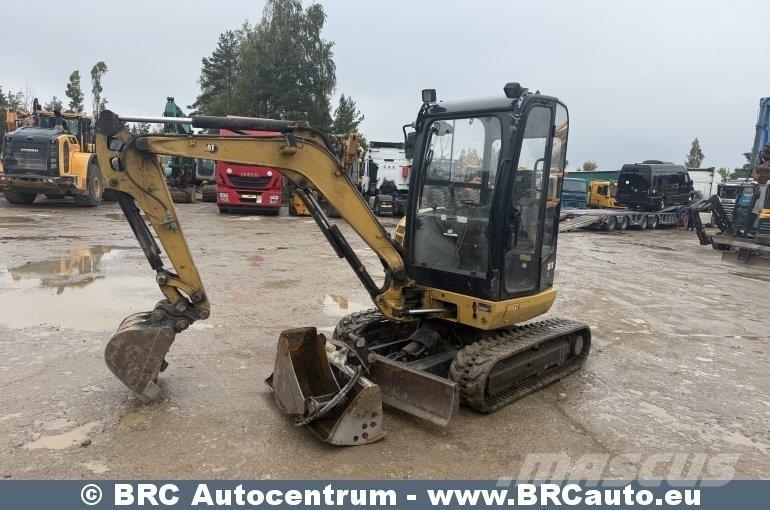 CAT 302.7DCR 소형 굴삭기 7톤 미만