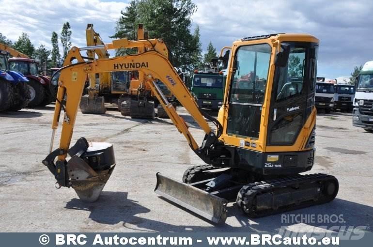 Hyundai R25Z-9AK 소형 굴삭기 7톤 미만