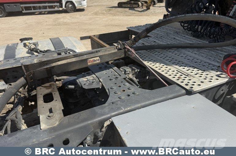 Mercedes-Benz Arocs 트랙터 유닛