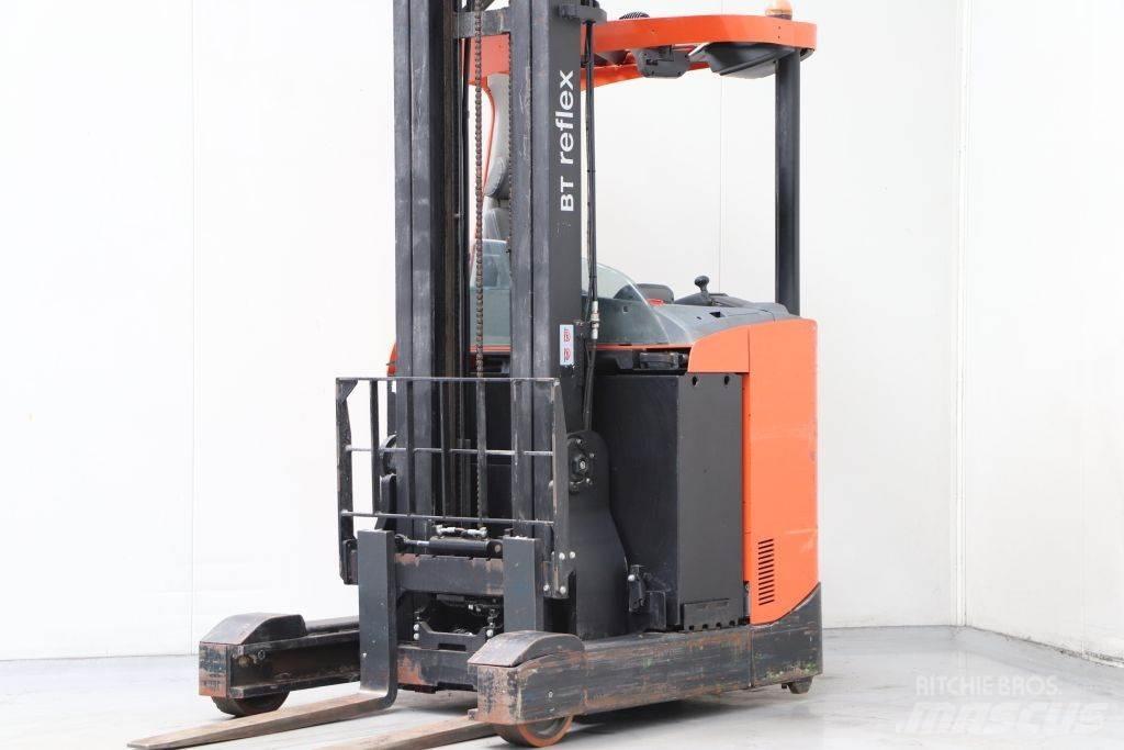 BT RRE160 리치 트럭