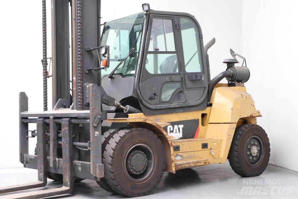 CAT DP90N 디젤 지게차