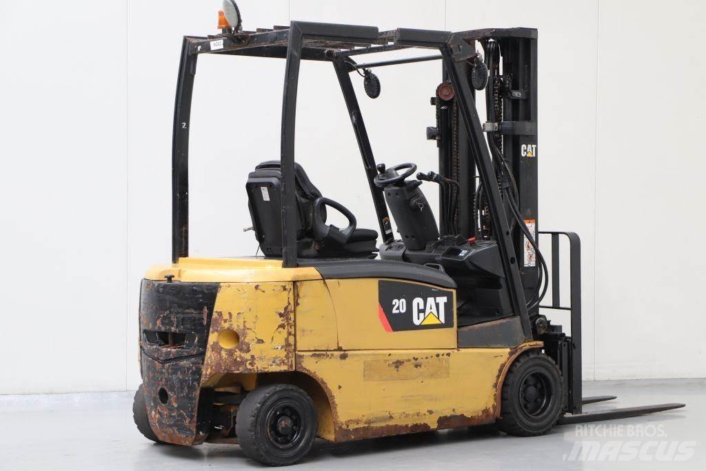 CAT EP20PN 전동 지게차