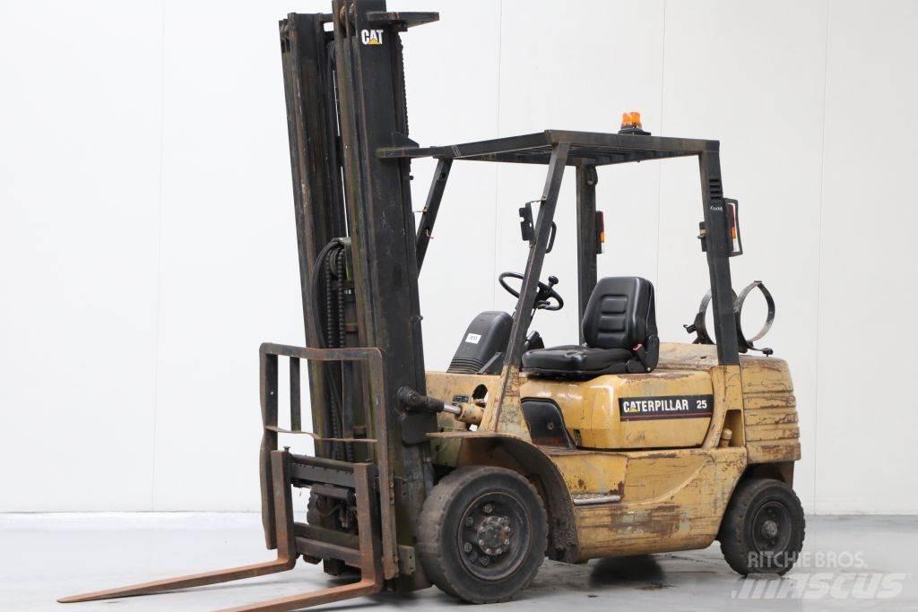 CAT GP25 LPG 지게차
