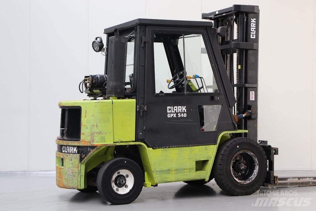 Clark GPX 40 LPG 지게차