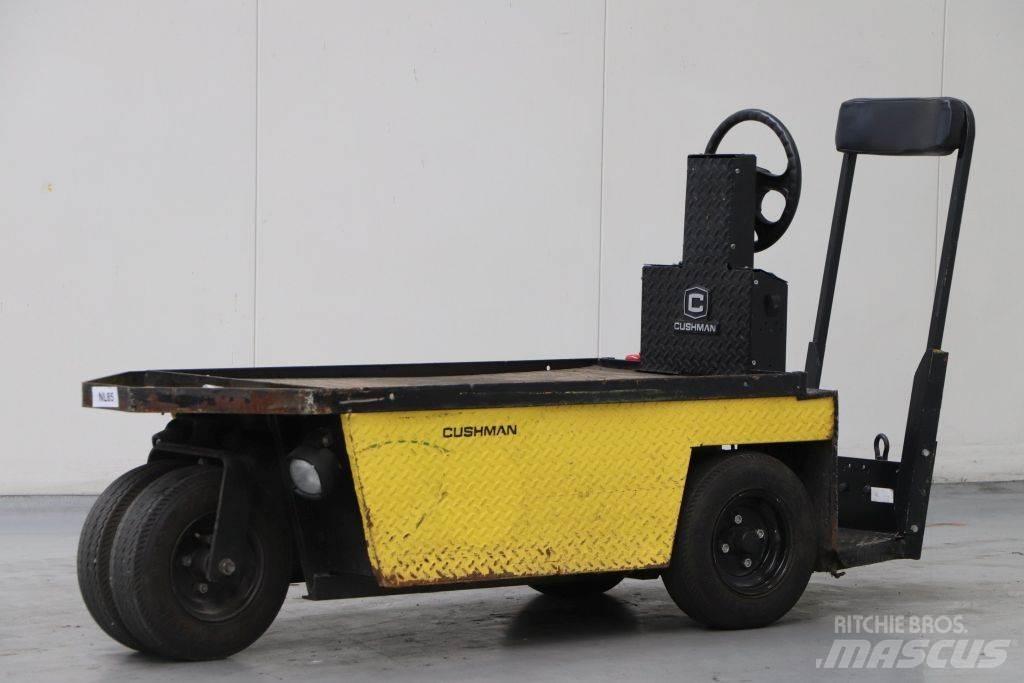 Cushman  견인 트럭