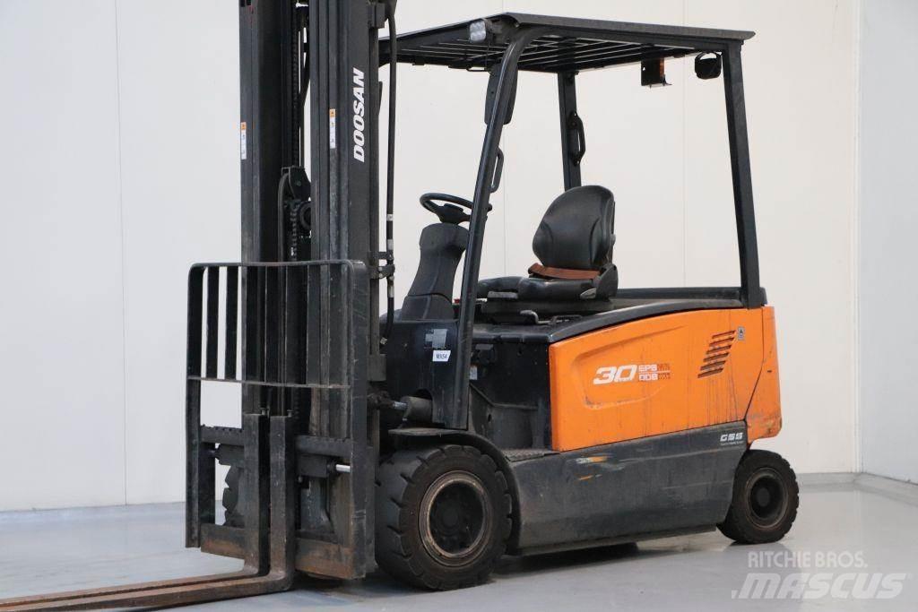 Doosan B30X-7 전동 지게차