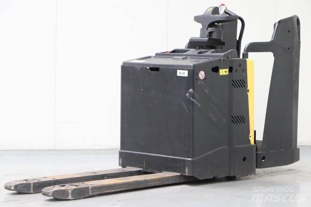 Hyster P2.0S 경량 리프터