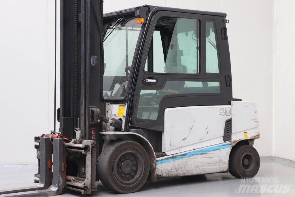 Hyundai 40B-9 전동 지게차