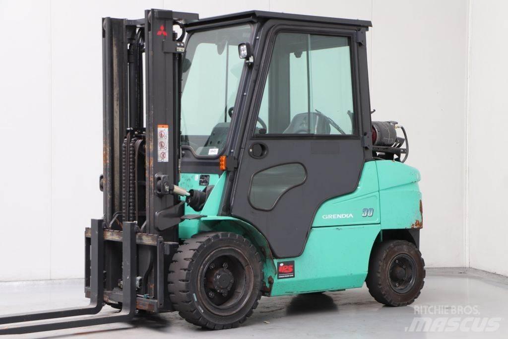 Mitsubishi FG30NT LPG 지게차