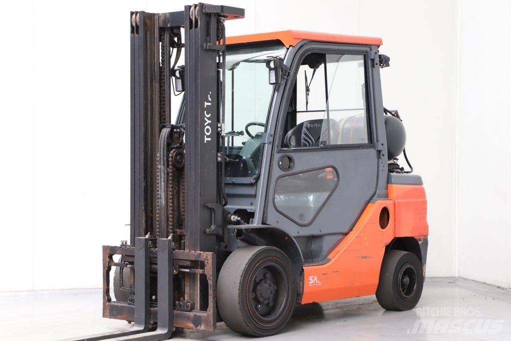 Toyota 02-8FGF30 LPG 지게차