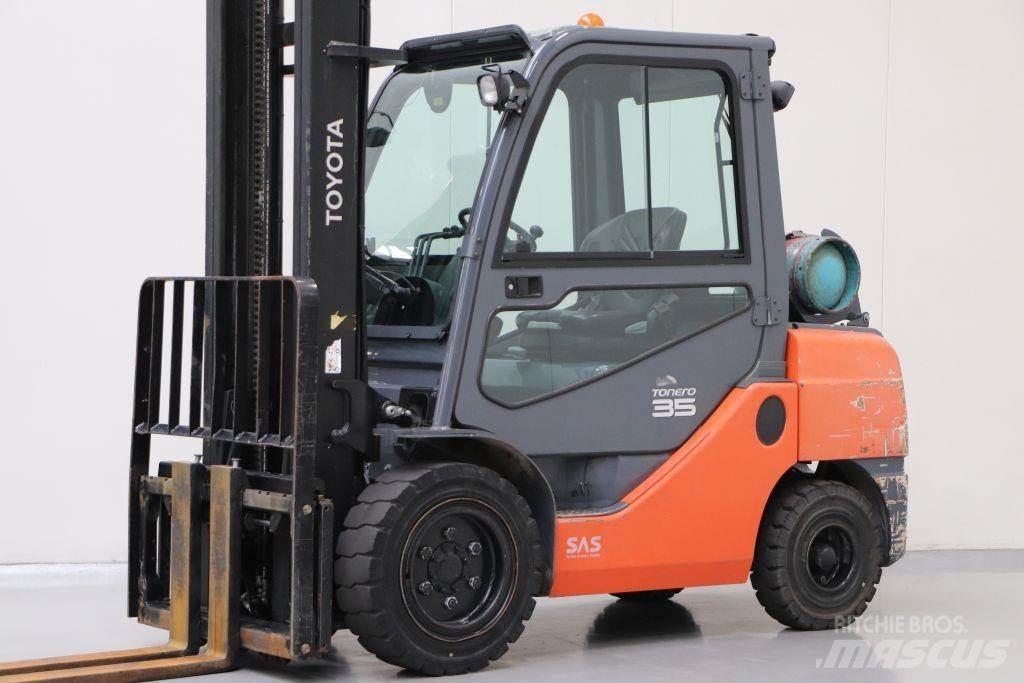 Toyota 02-8FGJF35 LPG 지게차