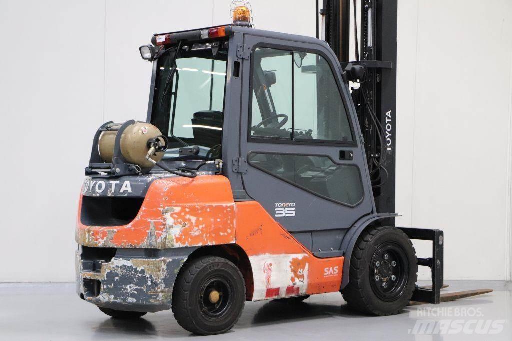Toyota 02-8FGJF35 LPG 지게차