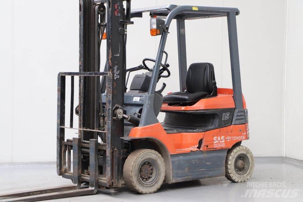 Toyota 7FB15 전동 지게차