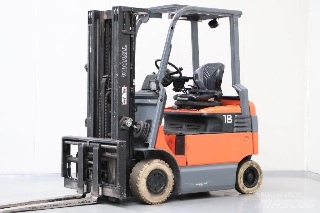 Toyota 7FBMF18 전동 지게차