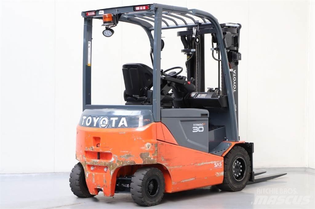 Toyota 8FBMKT30 전동 지게차