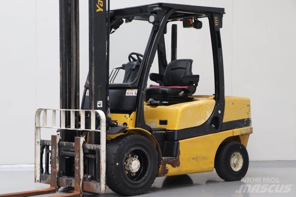 Yale GDP35VX 디젤 지게차