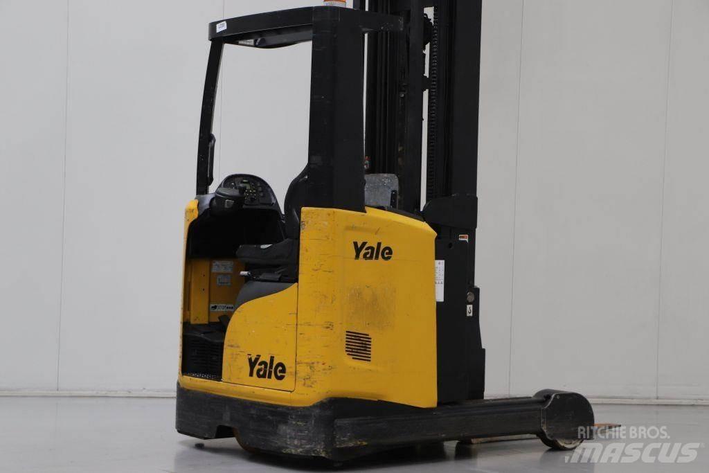 Yale MR20HD 리치 트럭