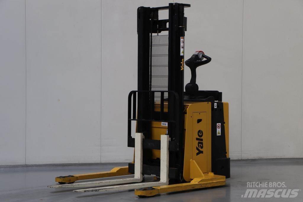 Yale MS15X 포크리프트