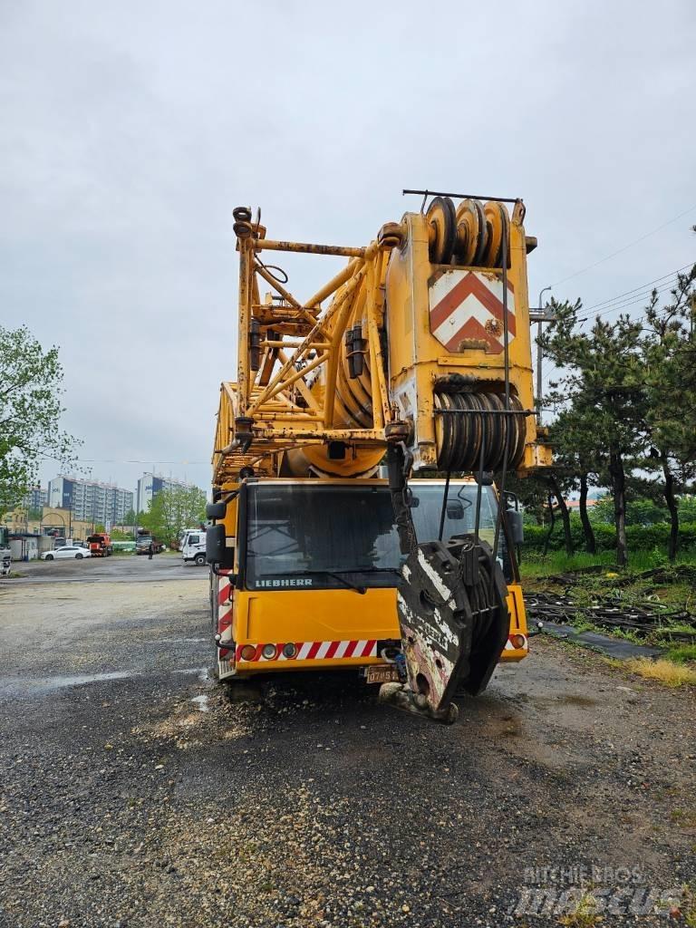 Liebherr 1250-6.1 A/T 크레인