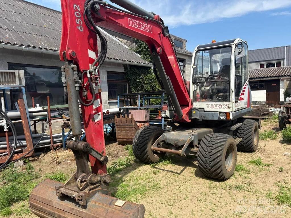 Neuson 6502WD  휠 굴삭기