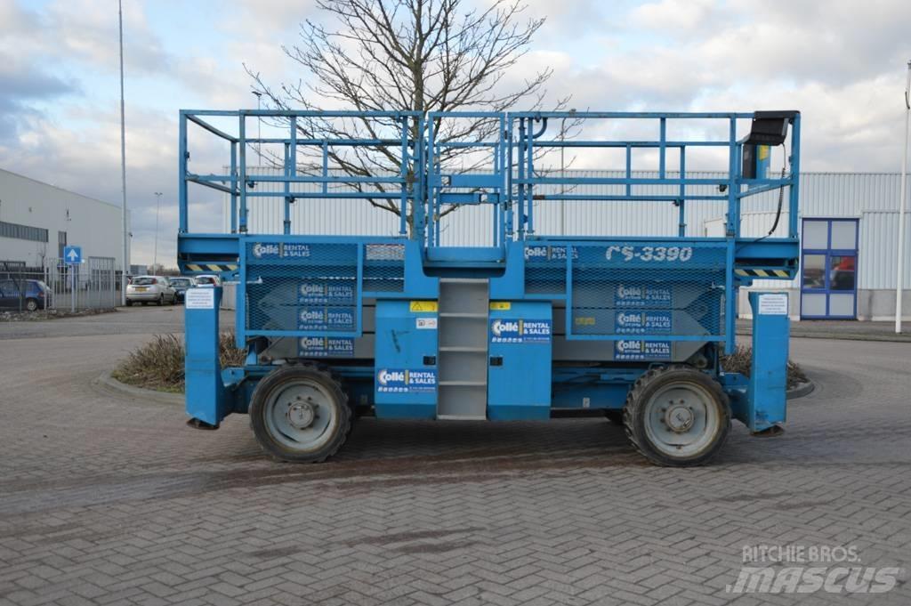 Genie GS3390 RT 가위형 리프트