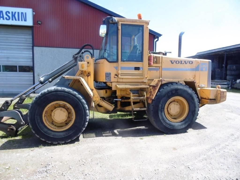 Volvo L90B  휠로우더