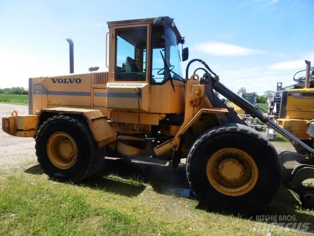 Volvo L90B  휠로우더